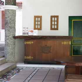 Lobby sitting area 1 Omah Kebon Guest House, Temanggung Hotels