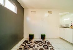 기타 4 Flat Para 2 Pessoas a Poucos Metros do Aeroporto