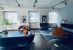 Others 2 City Sky View Centre Luxe Apartment - 2 Bedrooms