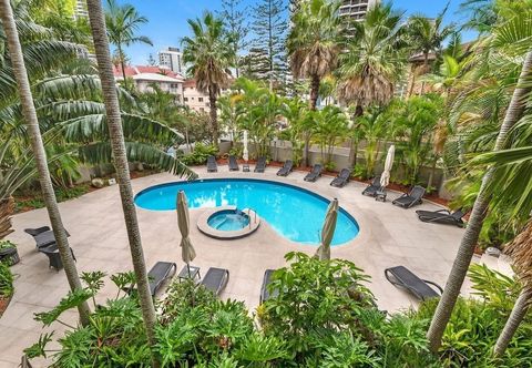 Others Stylish 3BRM Haven in Surfers Paradise