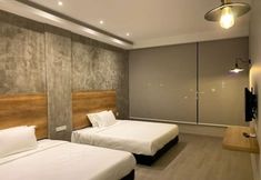 Others 4 Saradise Point Stay