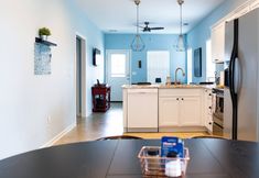 Lain-lain 4 Clean & Serene House + Studio - Easy On/off I-40