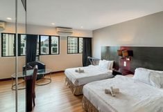 Khác 5 Royal Crown Scsp 990 KK CBD near Imago