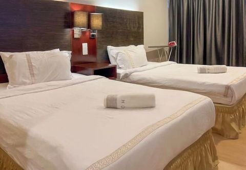 Khác Royal Crown Scsp 990 KK CBD near Imago