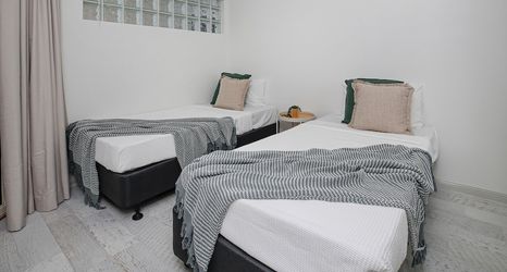 其他 2 Tropical Comfort Pool and Esplanade View