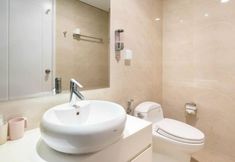 Others 5 Highlights Apartment Landmark