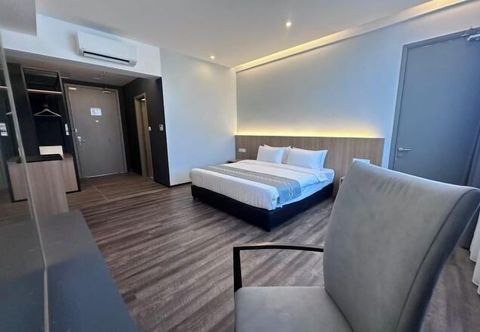 Lainnya 56 Hotel Block B