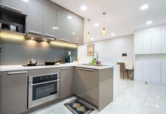 Others 6 Lena Condotel