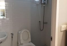 Others 7 Asleep Hostel