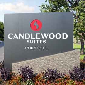 Primary image 1 Candlewood Suites Tacoma Mall By Ihg, BJ's Bingo ホテル