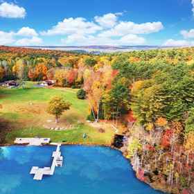 Room12 Lake Cabins Pool Hottub Game Room 23acs,Brook House Gallery Incorporated飯店