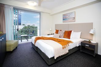 其他 4 Studio in the City with pool and BBQ