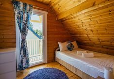 Others 2 Comfortable Holiday Homes With a Pool