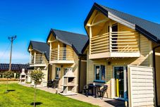 Others Comfortable Holiday Homes With a Pool