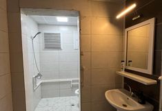 อื่นๆ 7 neonbutikotel