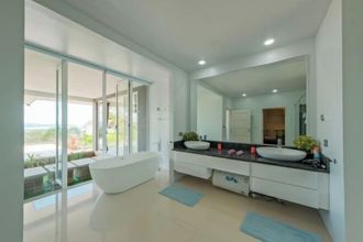 Others 4 Aroha Seaview Villa In Nature - Private Pool