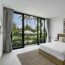 Room 1 Villa Maxime by BaliSuperHost, Rusters Pottery Studio Hotels