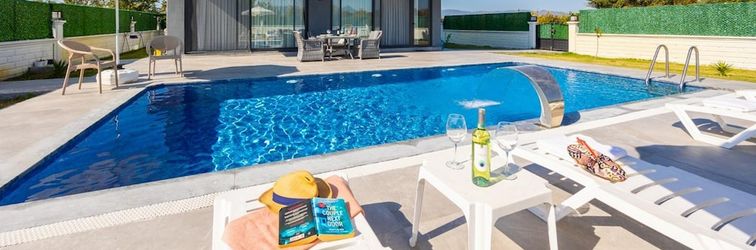 Others Villa Grand Yasar 4 With 4 Bedrooms and 4 Bathrooms