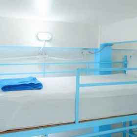 Room 1 Bodega Bangkok Soi 23, Hospital Hotels