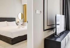 Others 7 Axon bukit bintang at pavilion Klcc with kl tower view by KIMIRO