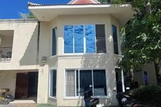 Others Hawaii Lounge