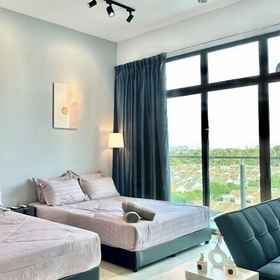 Primary image 1 Emgrace/Near AeonTebrau/ IKEA Toppen /MountAustin, IOI Properties Group Berhad (Johor Bahru Precinct) Hotels