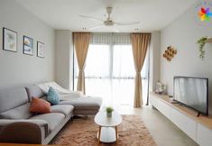 Others 5 Lumi @ Tropicana PJ GolfClub Balcony 5 pax