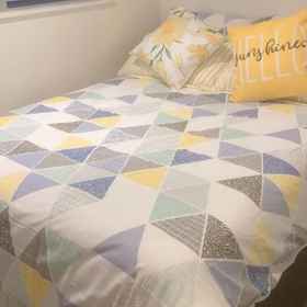 Room 1 Volt Apartment, Stanmore Bay Hotels