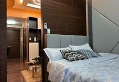 Others 4 1BR Makati, Air Residences M005