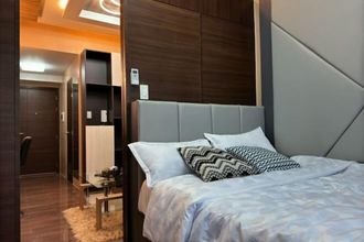 Others 4 1BR Makati, Air Residences M005