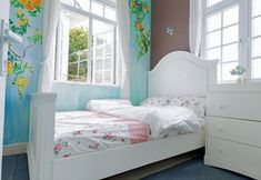 Others 3 Infini - Rosemary Huong Thao