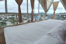 Others Infini - Rosemary Huong Thao