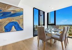 อื่นๆ 7 Skyline Showdown - Views, Games & Vibes