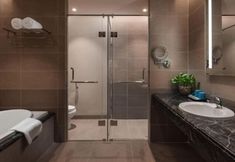 Others 3 Luxury Ocean View Suites_My Khe Beach_Hinata Apartment