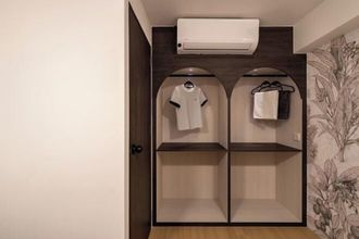 Lainnya 4 GRID 6pax Modern Nanyang Loft Medini Legoland