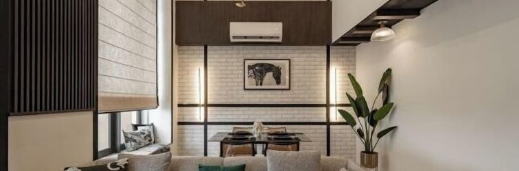 Lainnya GRID 6pax Modern Nanyang Loft Medini Legoland