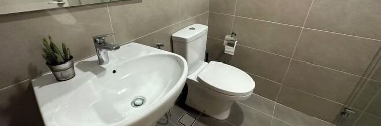 기타 Teega Modern 4BR 12pax pooltable