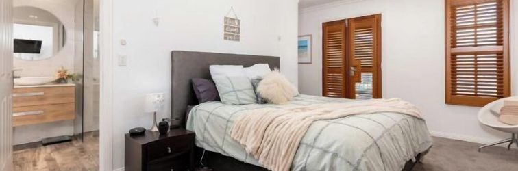 Others Beach & Bay - Modern Family Stay Glenelg North