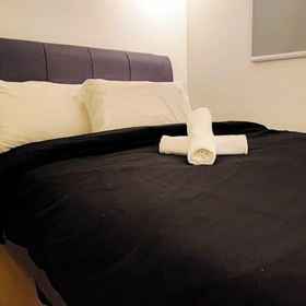 Room 1 Lavish Pool Kuala Lumpur at M-Luna Kepong by HCK, Bandar Sri Damansara Hotels