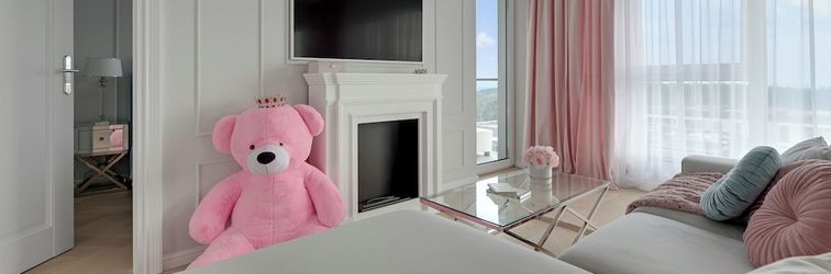 Others Magellana Glamour & Green Hill View by Downtown Apartments