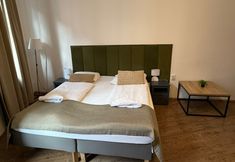 Others 2 Stylish 1BR Apt  Walk to Schonbrunn