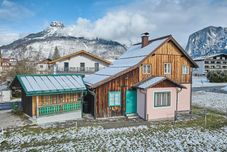 อื่นๆ Haus Erni