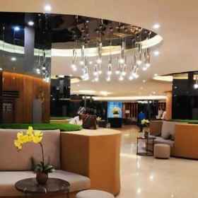 Reception 1 Spacious Accommodation, Uzume Building Hotels