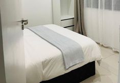 Others 4 Canvas Lofts 1 Famona Modern 2-bed - 2310