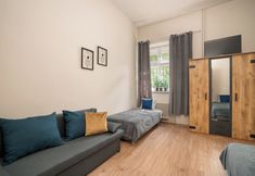 其他 6 AS HOME Ofiar Oświęcimskich