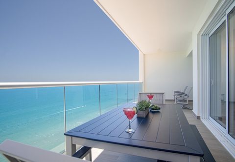 Others Splash in The New Lazy River and Sleep In Luxury Encantame Towers Velero 2104