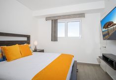 Others 4 Family Paradise! Splash in The New Lazy River and Sleep In Luxury Encantame Velero 2101