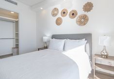 Others 7 Sandy Paws 2 Bedroom 2 Bath Ocean Front Encantame Towers C1604