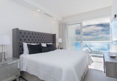 기타 7 Amazing 2 Bedroom Beach Front Condominium at Encantame C1102