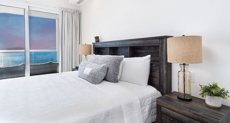 기타 2 Amazing 2 Bedroom Beach Front Condominium at Encantame C1102